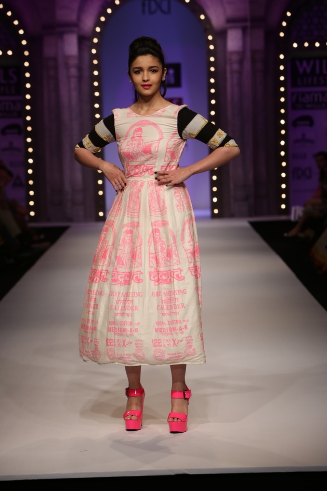 Alia Bhat in Masaba's outfit
