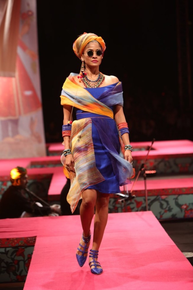 Tarun Tahiliani at Wills Lifestyle India Fashion Week Spring/Summer 2015