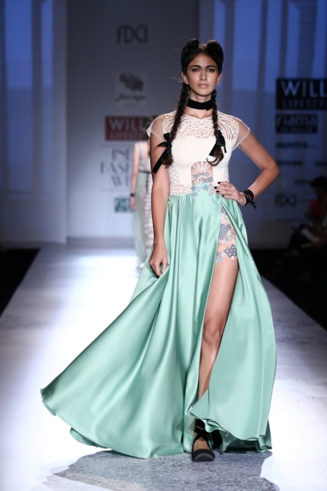 Geisha Designs by Paras and Shalini for Wills India Fashion Week Spring/Summer 2015 